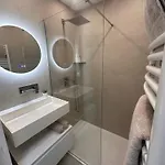 Nouveaute-charmant Lecactus Avec Terrasse Au Coeur De Ste-maxime Sainte-Maxime