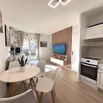 Nouveaute-charmant Lecactus Avec Terrasse Au Coeur De Ste-maxime Lejlighed Sainte-Maxime