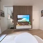 Nouveaute-charmant Lecactus Avec Terrasse Au Coeur De Ste-maxime Lejlighed Sainte-Maxime
