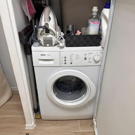 Lecactus Avec Terrasse Au Coeur De Ste-maxime