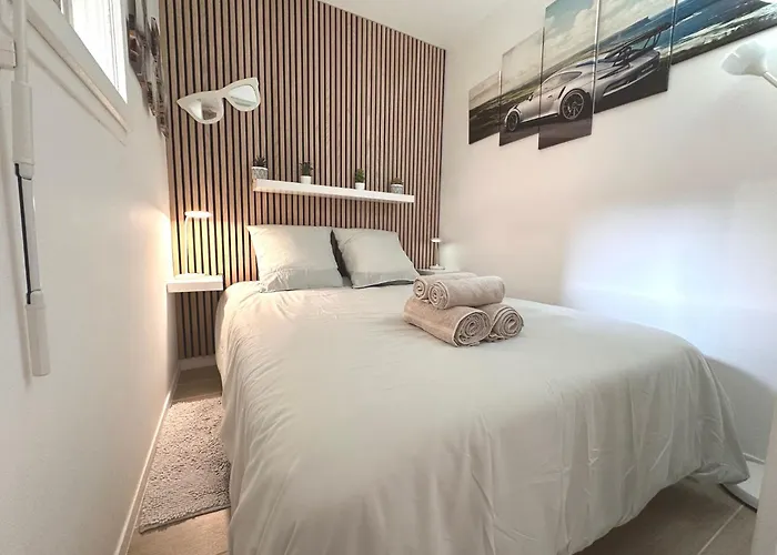 Lecactus Avec Terrasse Au Coeur De Ste-maxime Apartment Sainte-Maxime