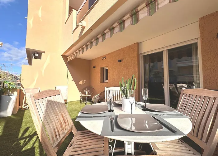 דירה Nouveaute-charmant Lecactus Avec Terrasse Au Coeur De Ste-maxime