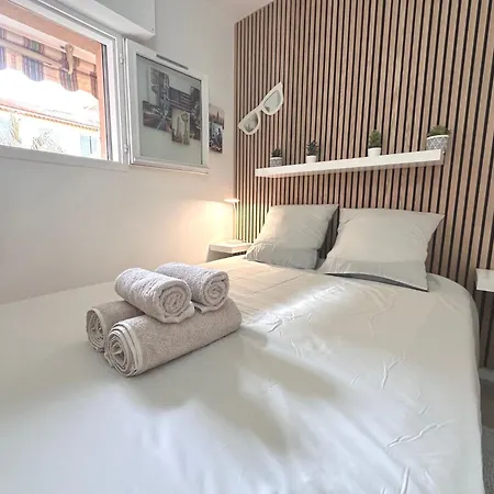 Apartment Nouveaute-charmant Lecactus Avec Terrasse Au Coeur De Ste-maxime