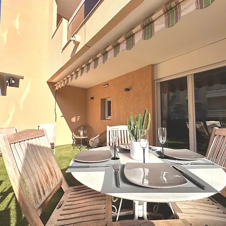 Apartment Nouveaute-charmant Lecactus Avec Terrasse Au Coeur De Ste-maxime