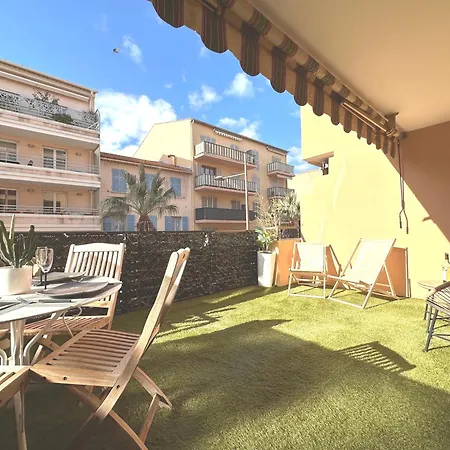 Nouveaute-charmant Lecactus Avec Terrasse Au Coeur De Ste-maxime Apartment *
