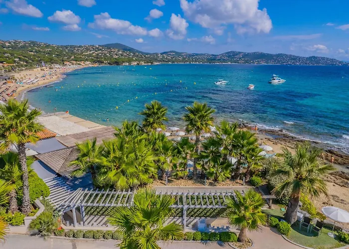Nouveaute-charmant Lecactus Avec Terrasse Au Coeur De Ste-maxime